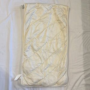 Lululemon Goose Down Scarf